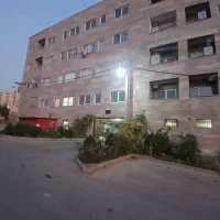 آپارتمان زیر قیمت|فروش آپارتمان|هشتگرد, شهرک گلها|دیوار