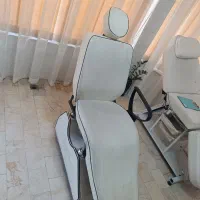 صندلی اصلاح ومیکاپ 2 تومن|آرایشگاه و سالنهای زیبایی|نجفآباد, باغ نو|دیوار