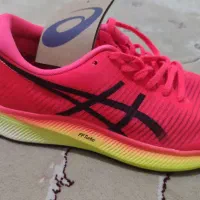 کتونی asics