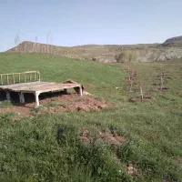 زمین-مناسب-باغ-دارای-آب