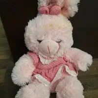 عروسک خرگوش کاملا تمیز و سالم