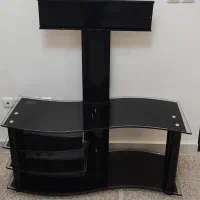 میز تلویزیون پایه دار شیشه ای مشکی