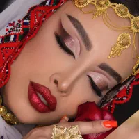 میکاپ عروس آرایشدائم کوتاهی شنیون ناخن رنگ و لایت|خدمات آرایشگری و زیبایی|فردیس, فردیس|دیوار