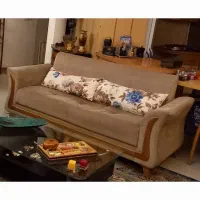 مبل راحتی مخمل ۵نفره کاملا سالم وتمیز