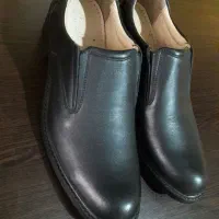 کفش چرم اصل فرزین