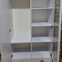 کمد جای لباس و اسباب بازی و....