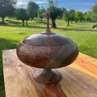 تولید ظروف چوبی خراطی پایه نرده ۴۰ سال تجربهٔ