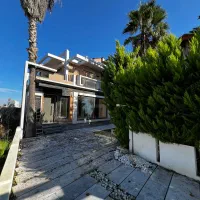 زیباترین ویلا شهرکی منطقه دوبلکس با ۲۱۵ متر زمین