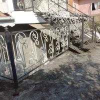 درب حیاط نرده و پله کمددیواری سردروازه|مصالح و تجهیزات ساختمان|لاهیجان, بازکیاگوراب|دیوار