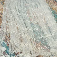 یک عدد پرده توری زیبا