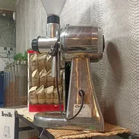 آسیاب قهوه فائما ایتالیا و ارغوان رنگ استیل