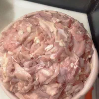 خورده گوشت مرغ بدونه استخوان