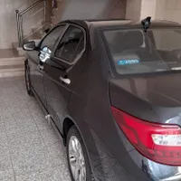 دنا پلاس اتوماتیک، مدل ۱۴۰۰