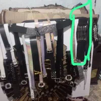 تعدادی کمربند جنس مارک نو، وتعدادی لباس زنانه