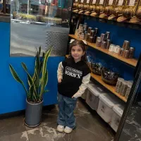 تولیدی لباس بچگانه ۲۰ درصد اف|کفش و لباس بچه|تهران, فلسطین (میدان انقلاب)|دیوار