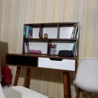 میز تحریر  پایه مخروطی به همراه کتابخانه|میز تحریر و کامپیوتر|رشت, فلسطین|دیوار