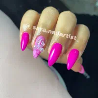 خدمات تخصصی کاشت ناخن صومعه سرا