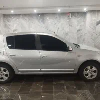 ساندرو اتومات خانگی ۹۵|خودرو سواری و وانت|تهران, فلسطین (میدان انقلاب)|دیوار