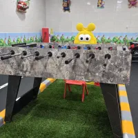 فوتبال دستی پایه دار|ورزشهای توپی|صدرا-فارس, فاز ۱|دیوار