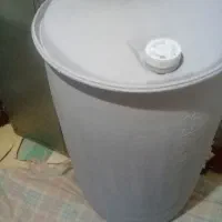 بشکه اب مخزن اب قدیمی