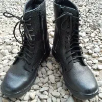 یک جفت پوتین نو