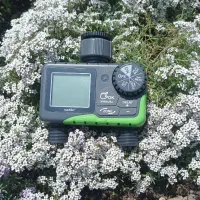 فروش و نصب و اجرای سیستم های آبیاری قطره‌ای