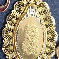 مدال کلوپاترا طلا