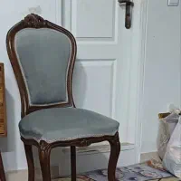 4 عدد صندلی میزبان