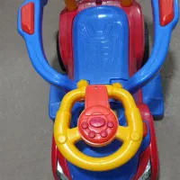 ماشین دسته دار|اسباب‌بازی بچه|رباط‌کریم, رباط‌کریم|دیوار