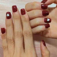 کاشت ناخن|خدمات آرایشگری و زیبایی|رشت, شالکو|دیوار