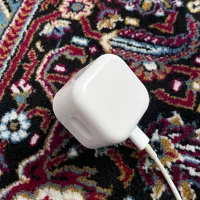 آداپتور ۲۰ وات اصلی