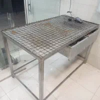 میز بزرگ گالوانیزه