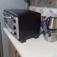 ماکروفر زیبا درحد صفر و سرخ کن سالم فروش فوری