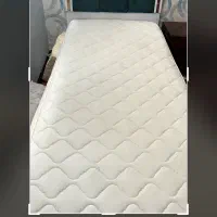 یک جفت تخت نوجوان همراه تشک در حد نو تمیز