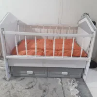 تخت خواب بچه