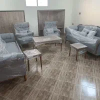 مبل ۸ نفره نو با ۳ عدد میز