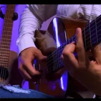 آموزش گیتار ،پیانو ،آواز پاپ.کمانچه و کوبه ای