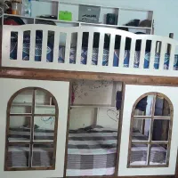 تخت بزرگ دوطبقه