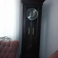 یک ساعت ایستاده زنگدار تمام چوب