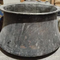 دیگ مسی قدیمی برای مراسم ها|ظروف پخت‌وپز|اصفهان, رزمندگان|دیوار