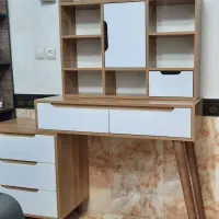 میز آرایشی و کتابخانه مینیمال