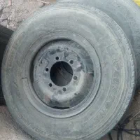 یک جفت رینگ و لاستیک نیسان