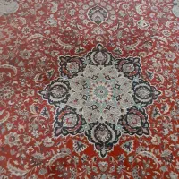 فرش ۱۲ متری ۵۰۰ شانه زمینه لاکی
