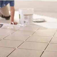 شاگرد کاشی کار