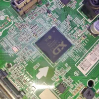 فروش . خرید انواع تلویزیون های شکسته