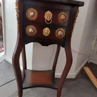 میزتلفن درحدنو،دوکشودارد