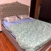 تخت دونفره