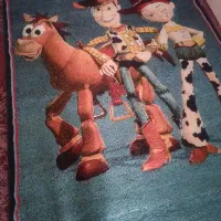 فرش اتاق بچه در حد نو