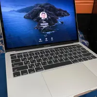 اپل مک بوک پرو‌ 2017 ۱۳ اینچ