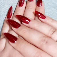 کاشت ناخن|خدمات آرایشگری و زیبایی|کرج, گلشهر|دیوار